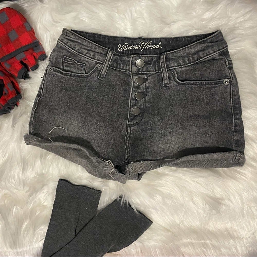 Universal Thread High Rise Gray Cuffed Denim Shorts 00/24R